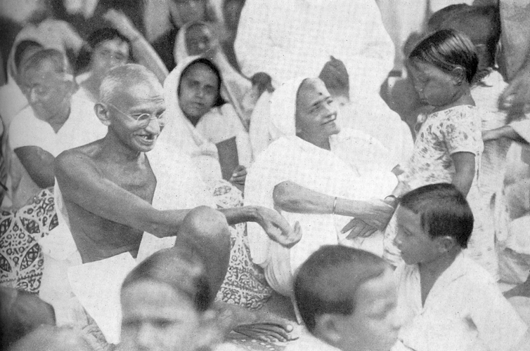 Mahatma Gandhi Photo Gallery - 1933 to 1948 |  Timeline of Mahatma Gandhi's life