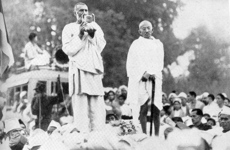 Gaffar Khan interpreting Gandhi's speech at a public meeting, NWFP (Afghanistan), October 1938