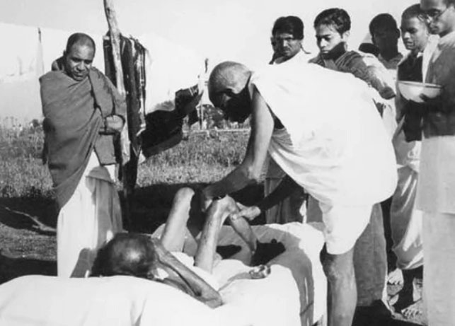 Mahatma Gandhi Massaging Parchure Shashtri's Limbs