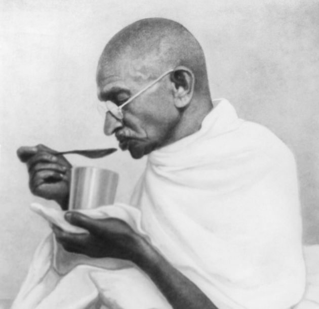 Mahatma Gandhi takes his last meal before his fast at Rashtriyashala Ashram, Rajkot, in March 1939