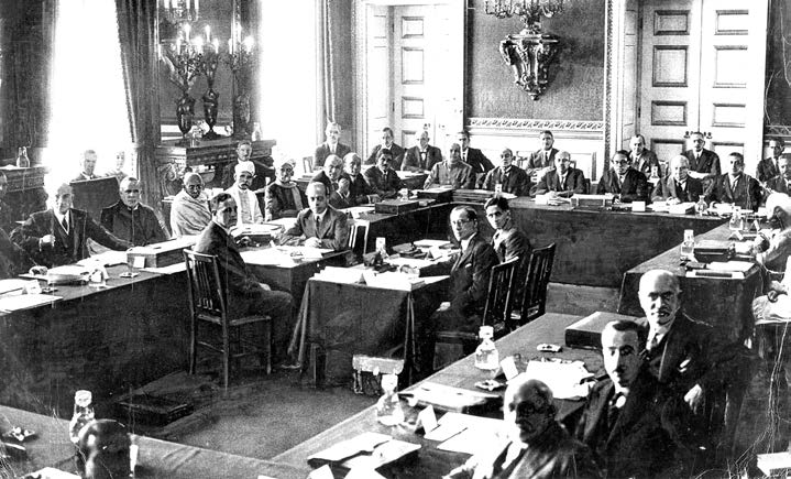 Mahatma Gandhi at the Federal Structure Sub-Committee meeting presided over by Lord Sankey, at St. James' Palace, London, November 24, 1931