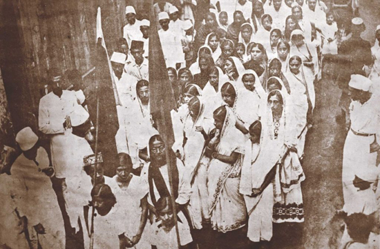 A prabhat pheri in Bombay.